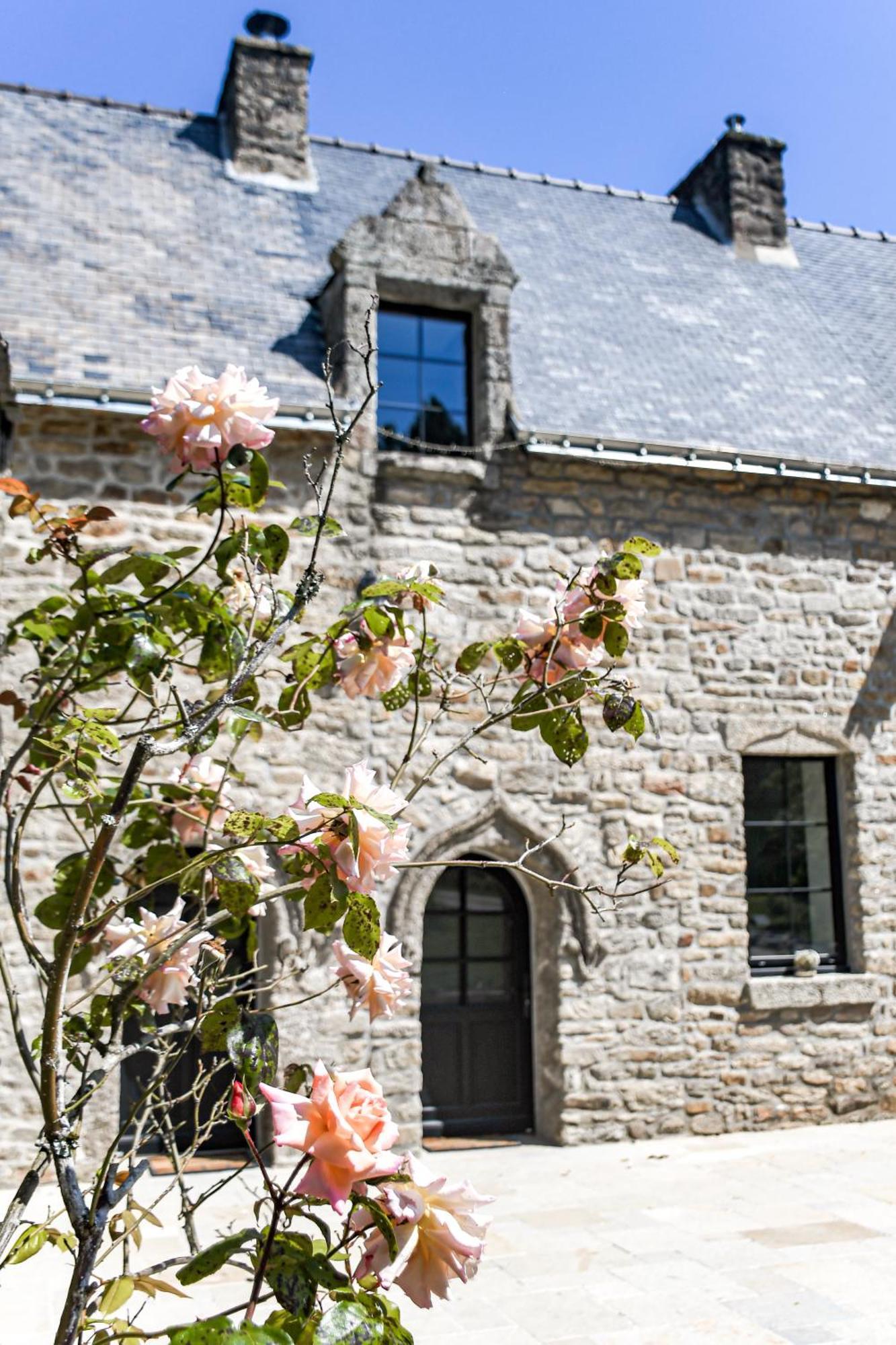 Le Manoir De Menglieu Bed & Breakfast Trefflean Exterior photo